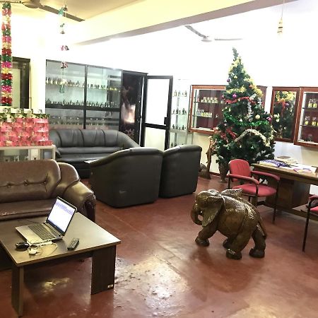 Srilanka Ayurveda Hotel ฮิกคาดูวา ภายนอก รูปภาพ